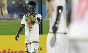 برشلونة يستعد للفوز على تشيلسي في السباق على النجم المالي سيدو ديمبيلي
